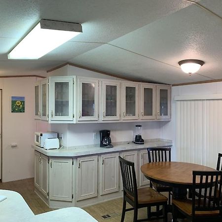 Вілла Edgewater Getaway Порт-Лавака Екстер'єр фото